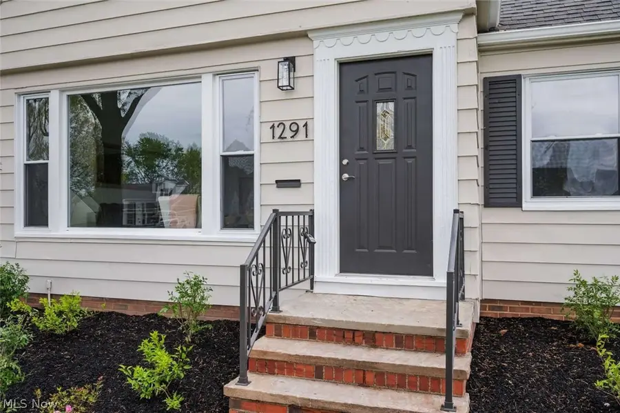1291 Haverston Road, Lyndhurst, OH 44124 - #3