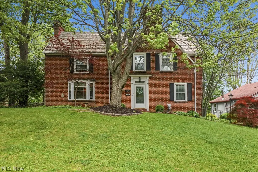 705 Overlook Drive, Alliance, OH 44601 - #1