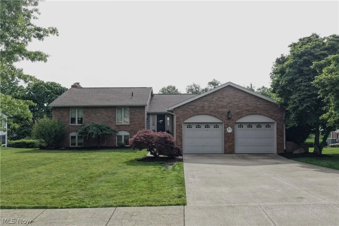 4528 Greenmeadow Nw Avenue, Canton, OH 44709 - #1