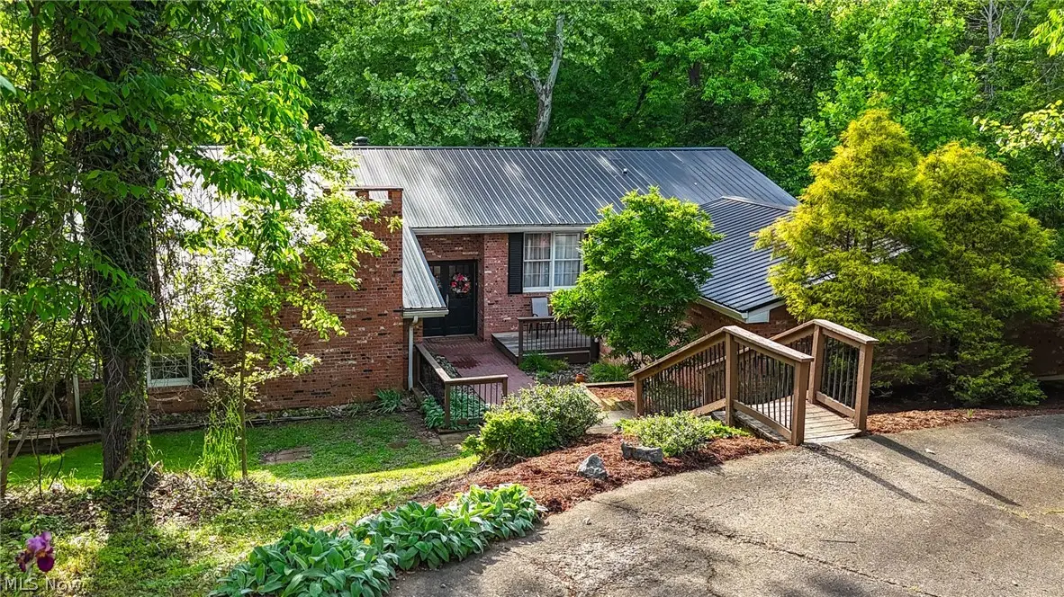 140 Sylvan Way, Marietta, OH 45750 - #1