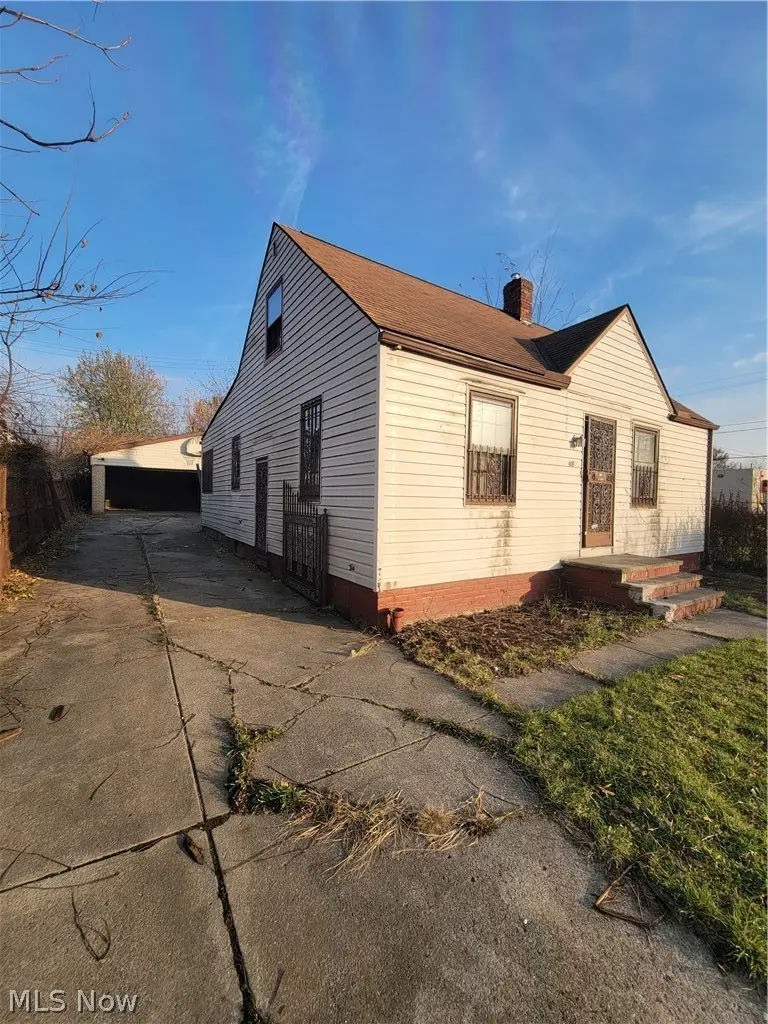4189 Lee Road, Cleveland, OH 44128 - #2