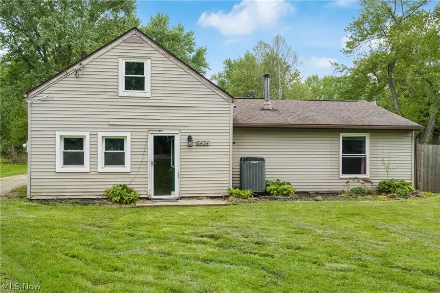 5434 Clay Street, Louisville, OH 44641 - #2