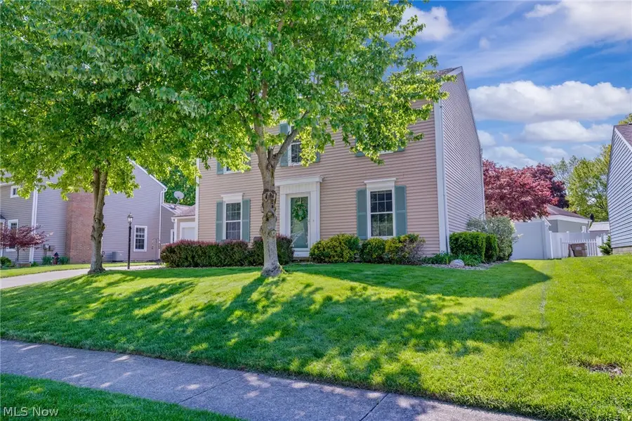 2338 Plymouth Lane, Cuyahoga Falls, OH 44221 - #2
