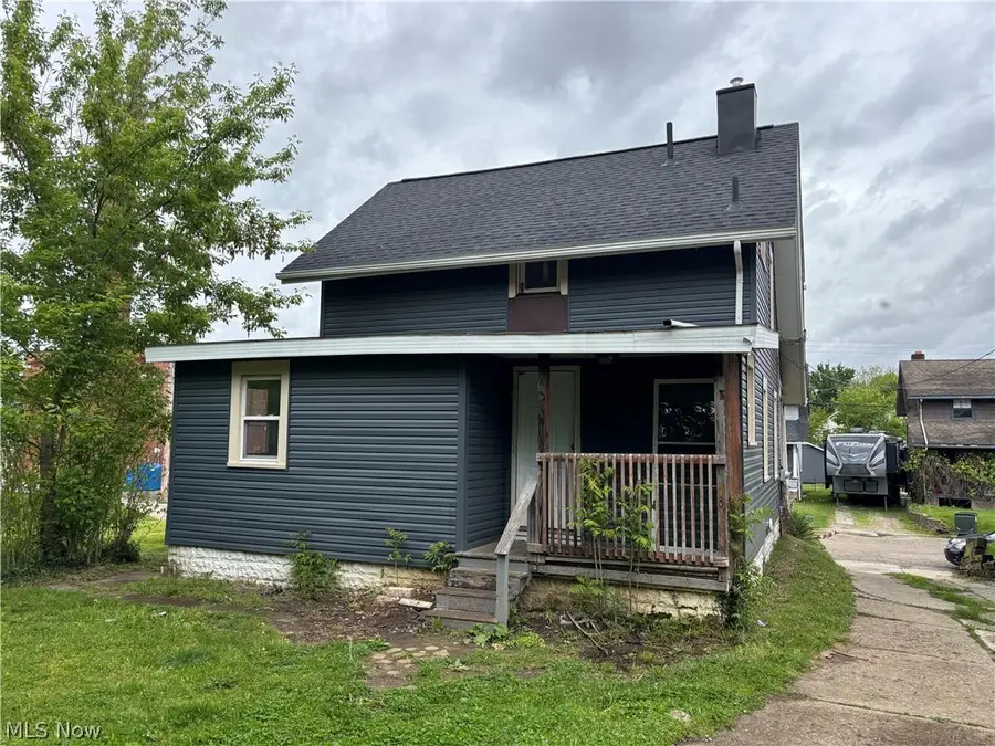 1713 Regal Ne Avenue, Canton, OH 44705 - #3