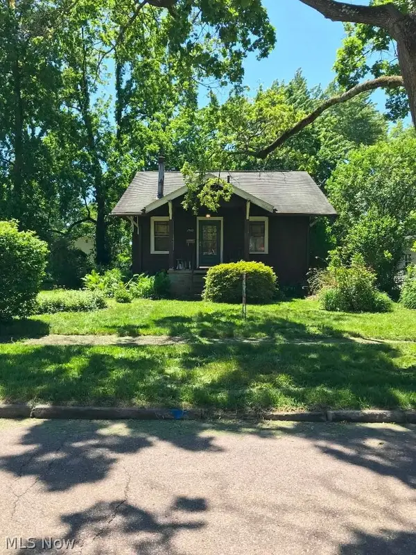 1706 Hampton Road, Akron, OH 44305