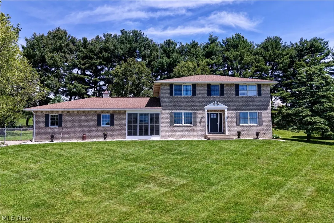883 Basel Street, Sugarcreek, OH 44681 - #1