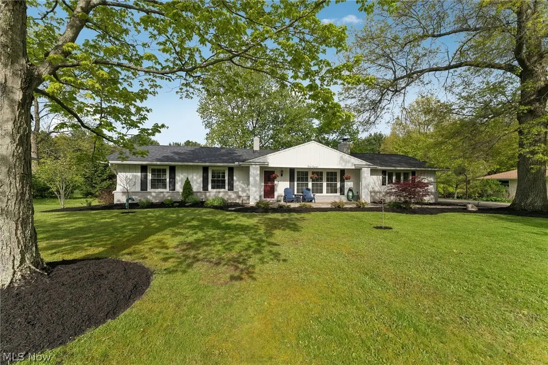111 Leaview Lane, Chagrin Falls, OH 44022 - #1