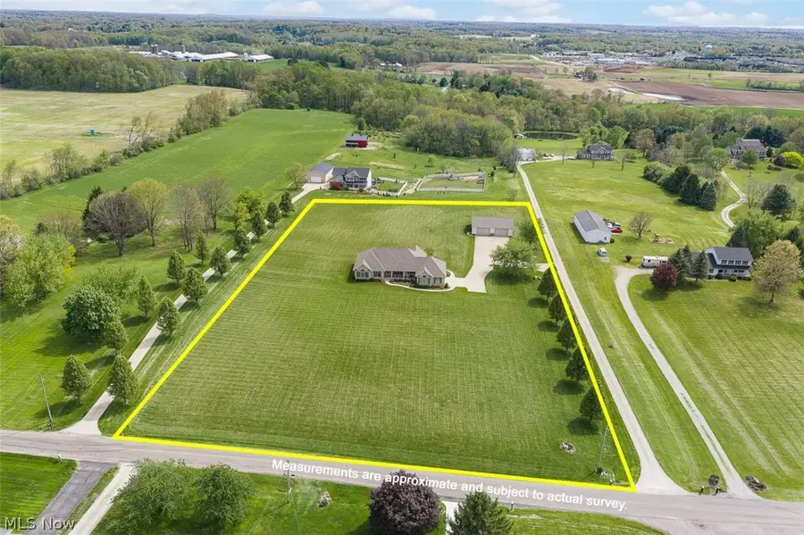 11210 Tritts Nw Street, Canal Fulton, OH 44614 - #3