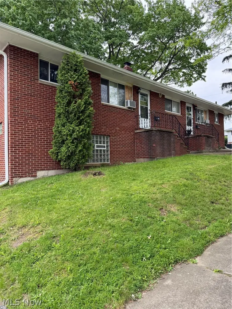 1923-1925 Evergreen Avenue, Akron, OH 44301 - #3