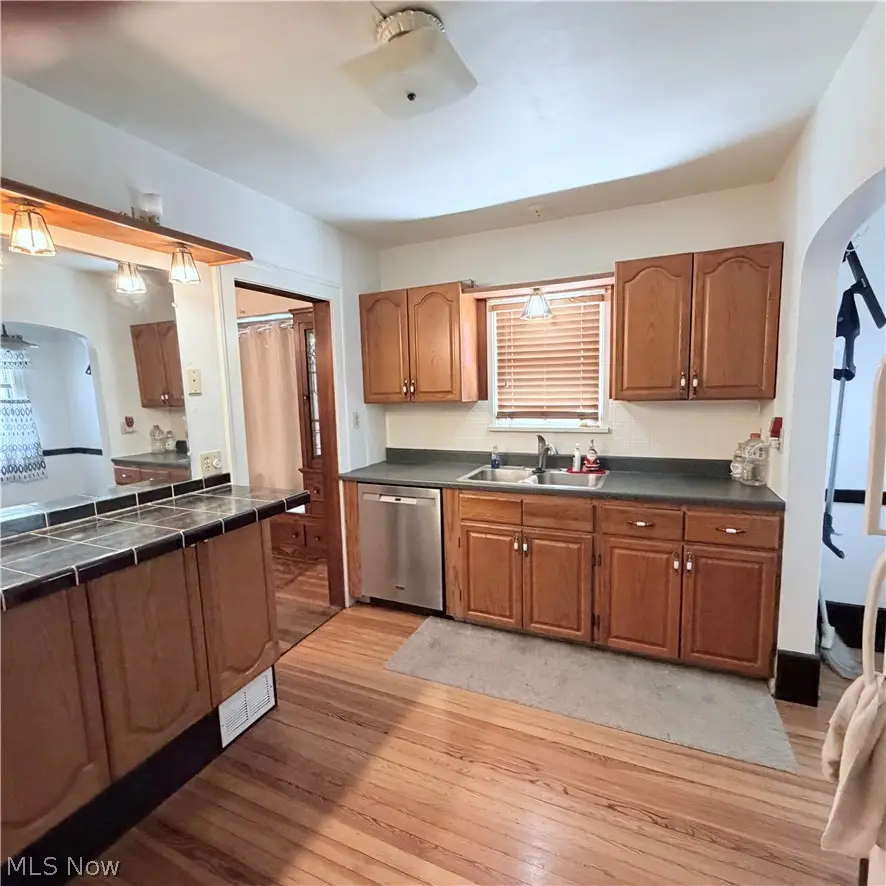 3196 W 116th Street, Cleveland, OH 44111 - #2
