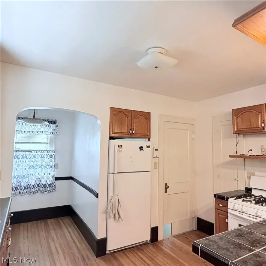3196 W 116th Street, Cleveland, OH 44111 - #3