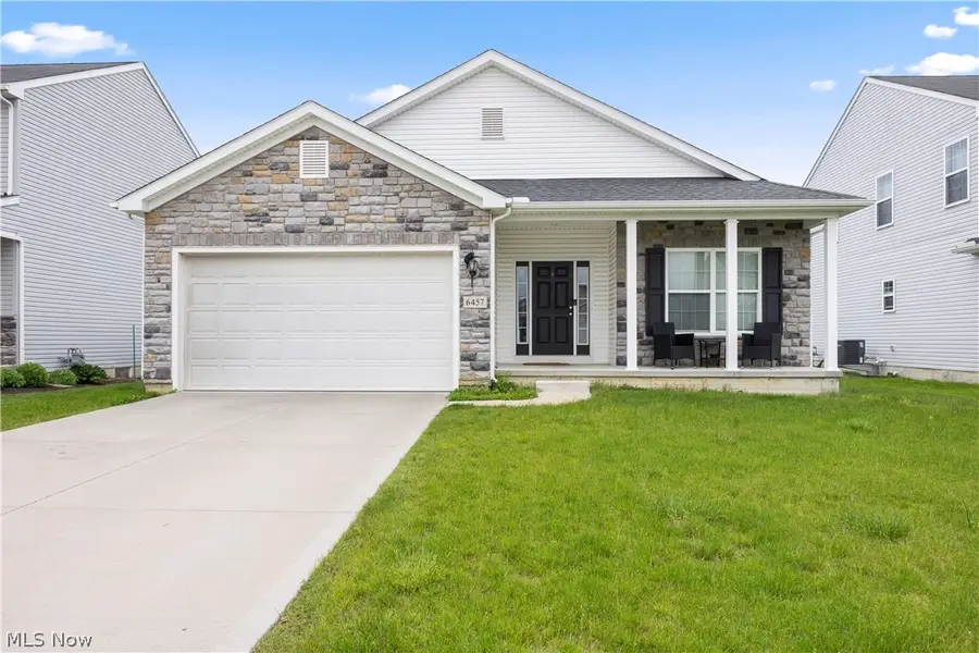 6457 Fawn Lane, North Ridgeville, OH 44039 - #2