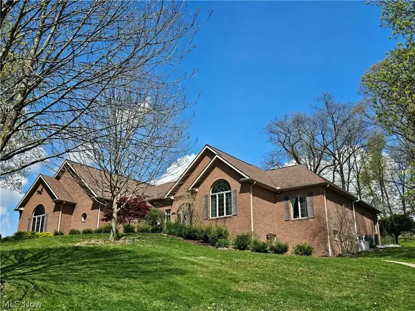 2363 Tabor Ridge Ne Road, New Philadelphia, OH 44663