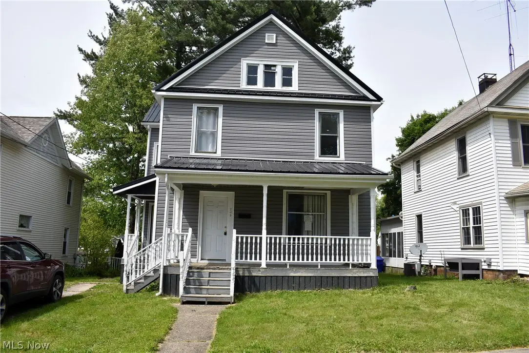246 E 7th Street, Salem, OH 44460 - #1