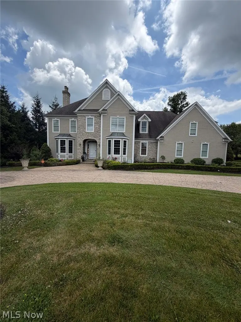 915 Creek View Drive, Aurora, OH 44202 - #1