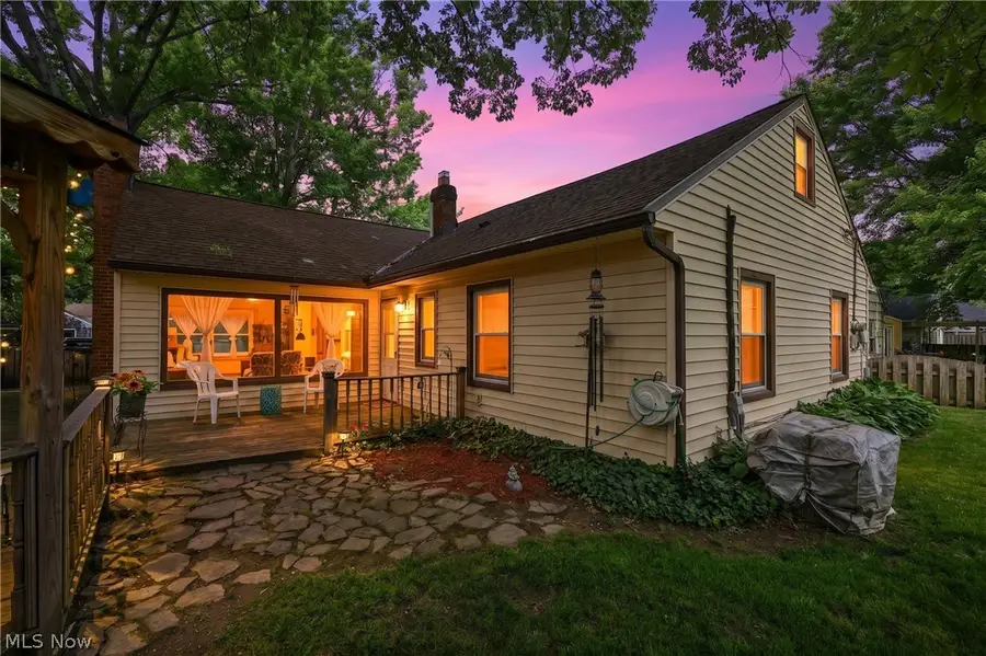 145 Edgewood Drive, Berea, OH 44017 - #3
