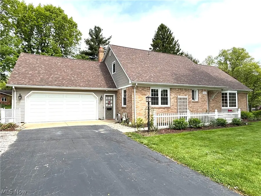 1247 Highland Avenue, Salem, OH 44460 - #3