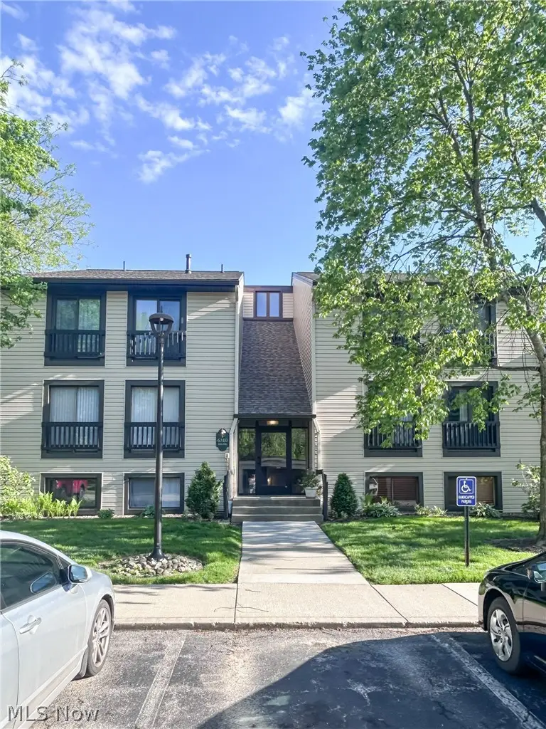 6310 Greenwood #105, Northfield, OH 44067 - #1