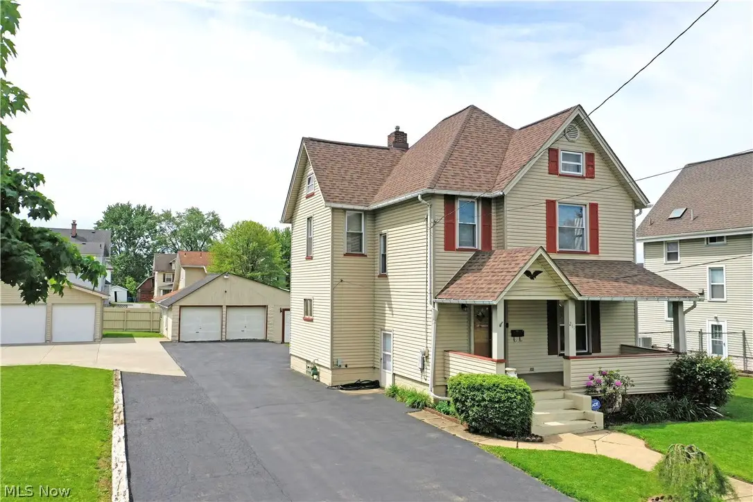 211 E Wilson Avenue, Girard, OH 44420 - #1