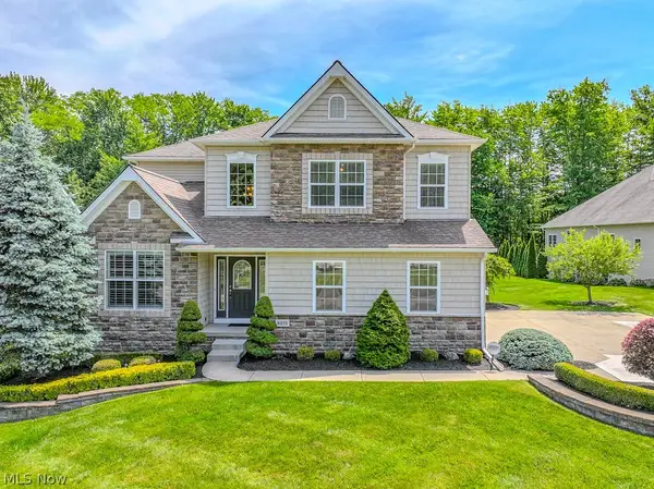 8375 Raleigh Place, Concord Twp, OH 44077