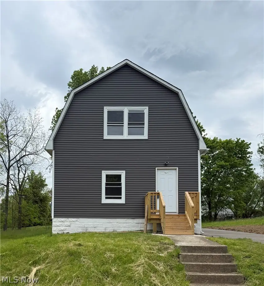 418 W Glenaven Avenue, Youngstown, OH 44511 - #1