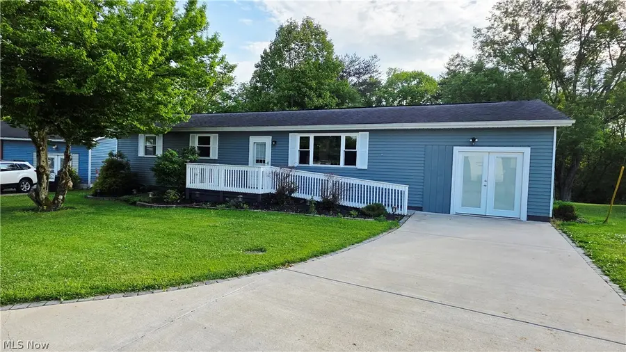 36 Suzanne Street, Little Hocking, OH 45742 - #2