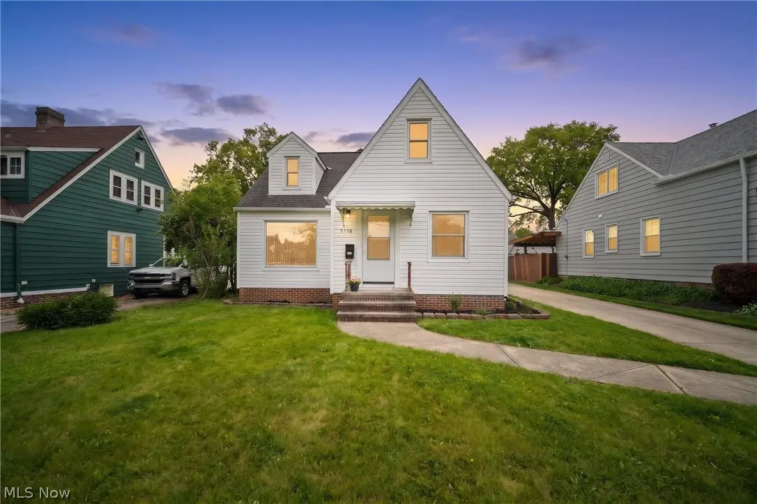 9158 Snow Road, Parma, OH 44130 - #1