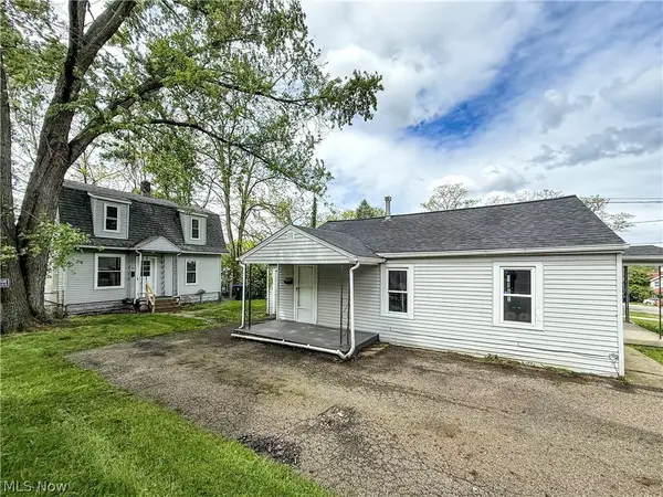 242 Orchard Avenue, Cuyahoga Falls, OH 44221