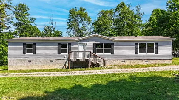 7455 Stanleyville Road, Whipple, OH 45788