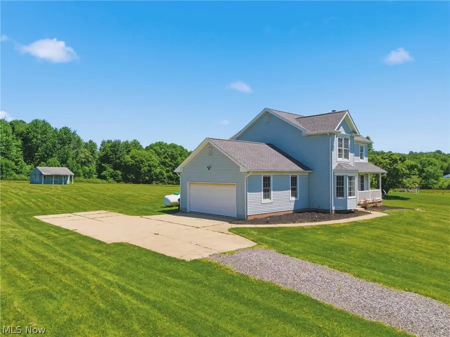 7987 Lisbon St E, East Canton, OH 44730 - #3