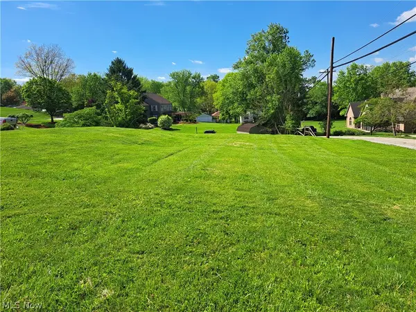 1724 Brenton Road, Cambridge, OH 43725