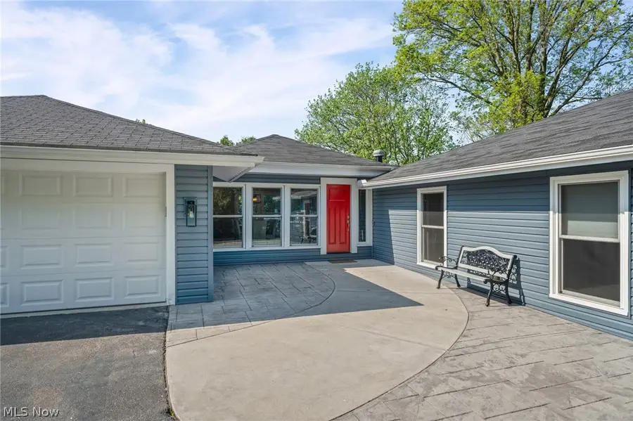 17258 Long Meadow Trail, Chagrin Falls, OH 44023 - #2