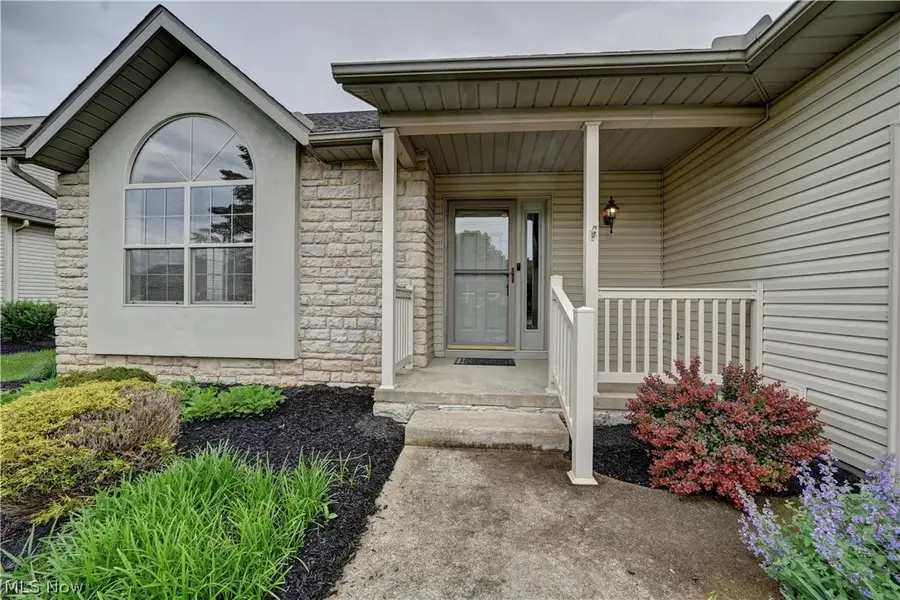 611 Pond View Nw Circle, Strasburg, OH 44680 - #3