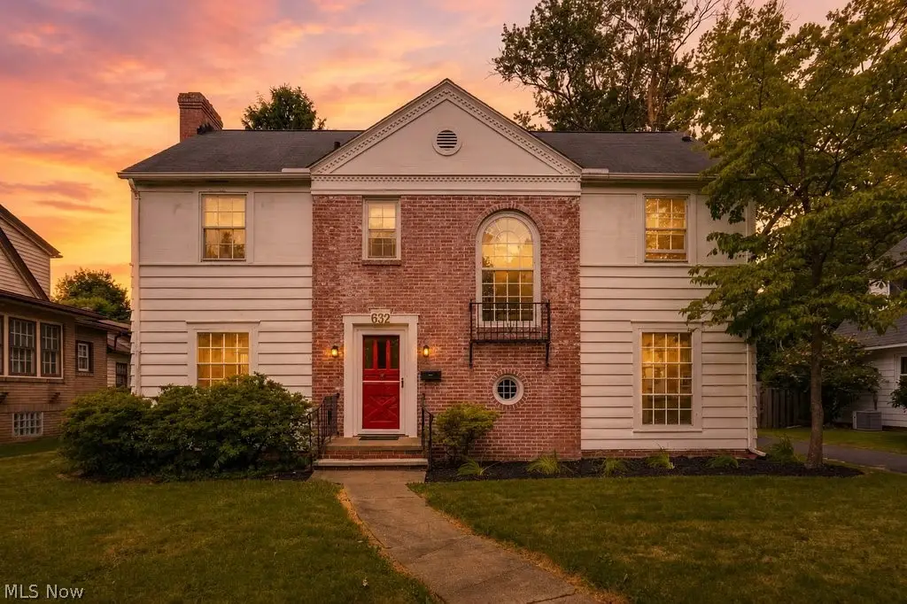632 Roslyn Avenue, Akron, OH 44320 - #1