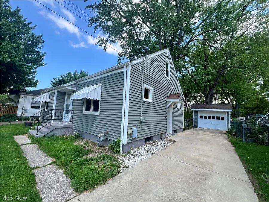 4814 Hope Avenue, Ashtabula, OH 44004 - #3