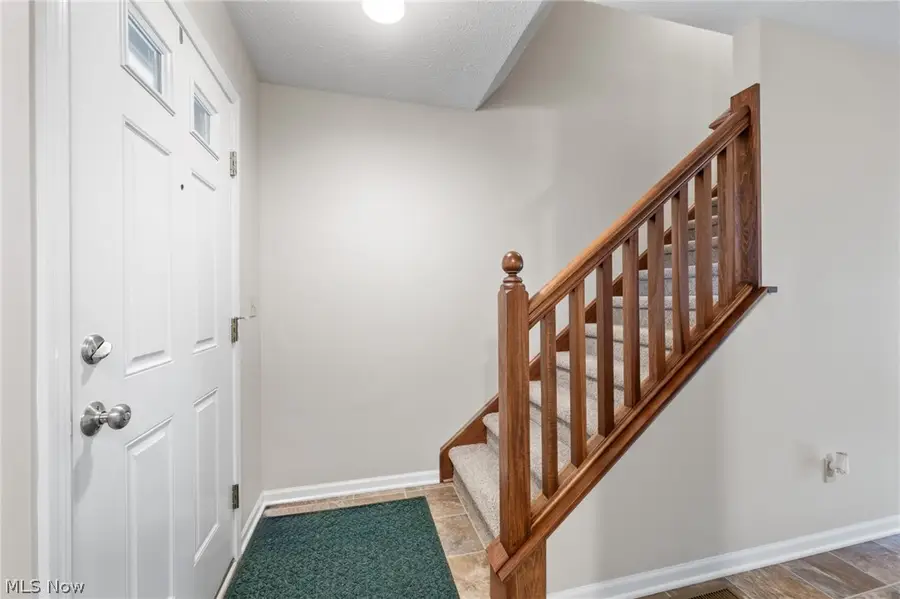 342 Angela Lane, Avon Lake, OH 44012 - #2