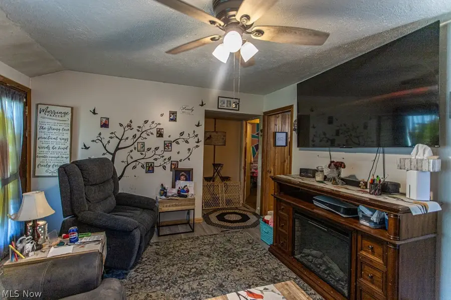 612 High Avenue, Niles, OH 44446 - #3