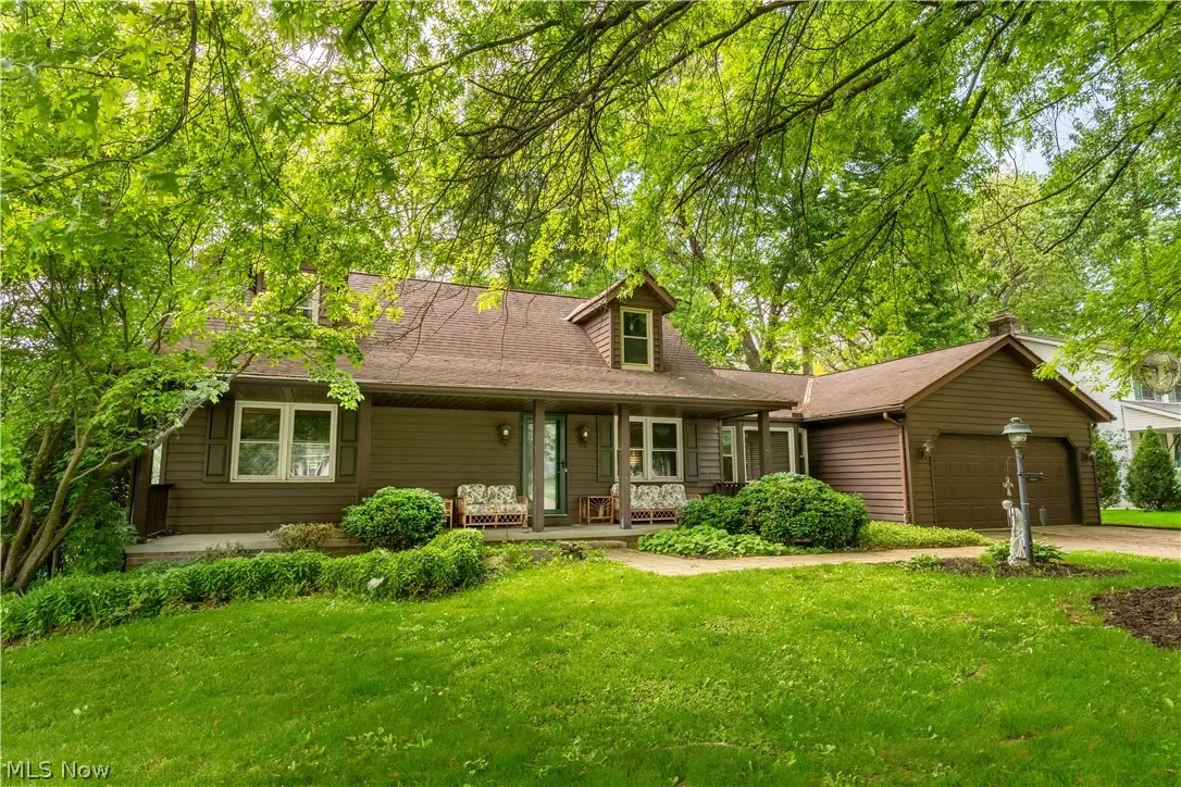 1649 Harmony Sw Lane, North Canton, OH 44709 - #1