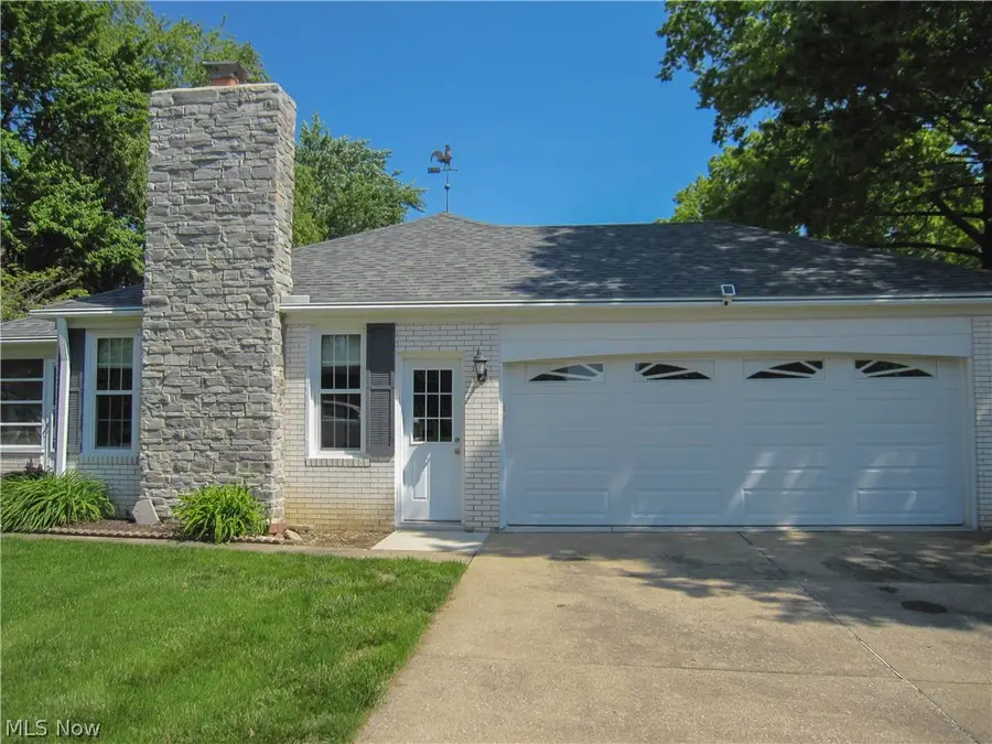 7351 Starcliff Nw Avenue, North Canton, OH 44720 - #3