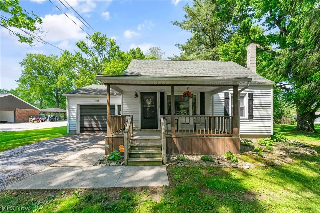 1521 W Park Avenue, Niles, OH 44446 - #1