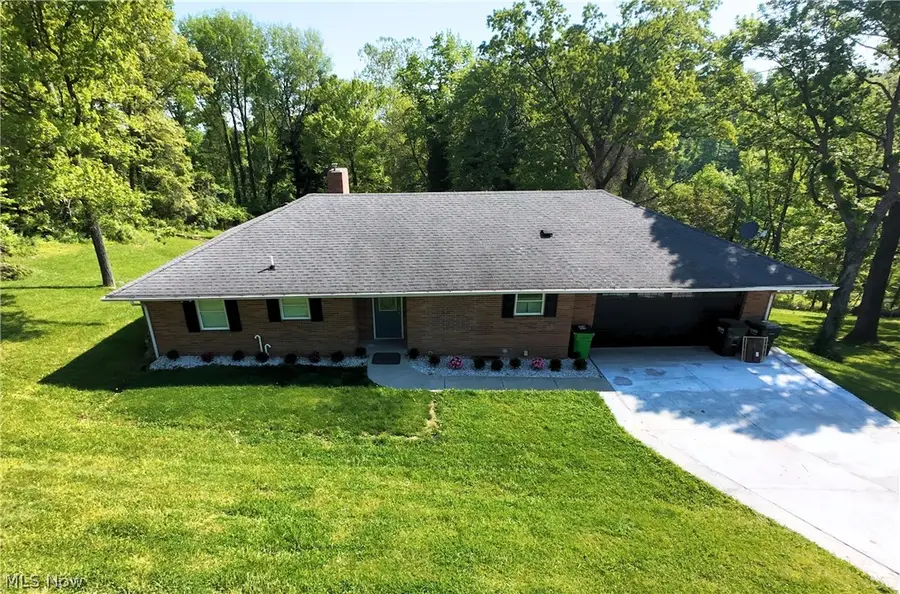 788 Ridgewood Drive, Coshocton, OH 43812 - #3