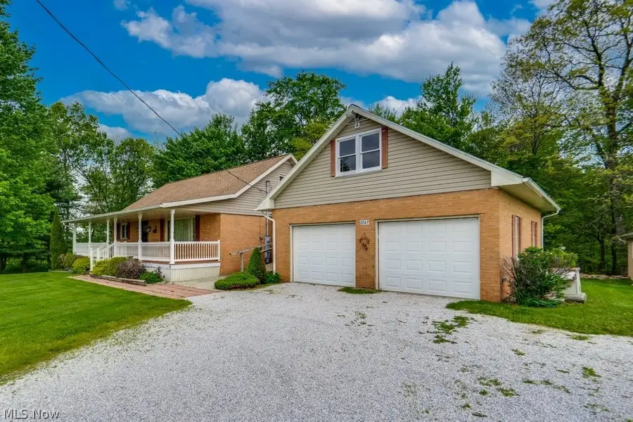 2267 Bellflower Ne Road, East Rochester, OH 44625 - #3