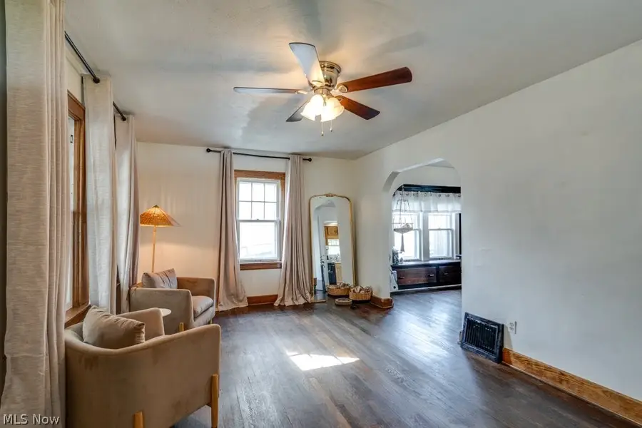 435 Selden Avenue, Akron, OH 44301 - #3