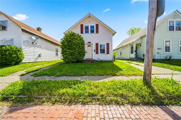 3449 E 71st Street, Cleveland, OH 44127
