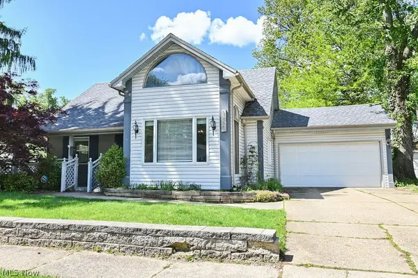 1910 Tudor Street, Cuyahoga Falls, OH 44221