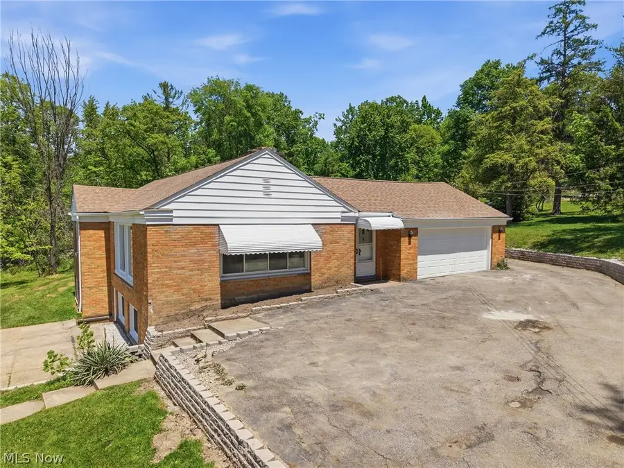 17305 Alexander Road, Walton Hills, OH 44146 - #2