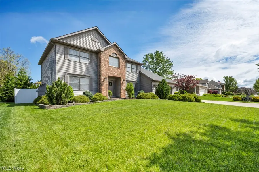 3811 Vincent Drive, Seven Hills, OH 44131 - #2