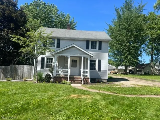 140 South Nw Street, Navarre, OH 44662 - #1