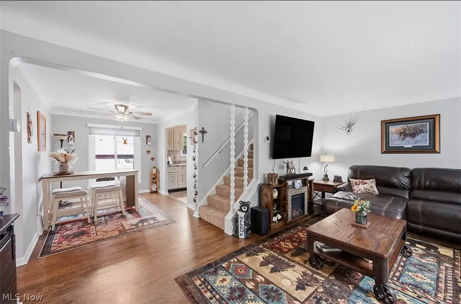 977 Learidge Road, Lyndhurst, OH 44124 - #3