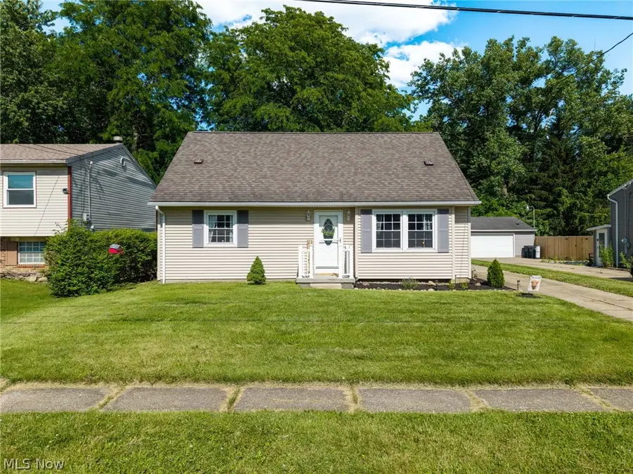 2525 Kingsport Way, Akron, OH 44314 - #2